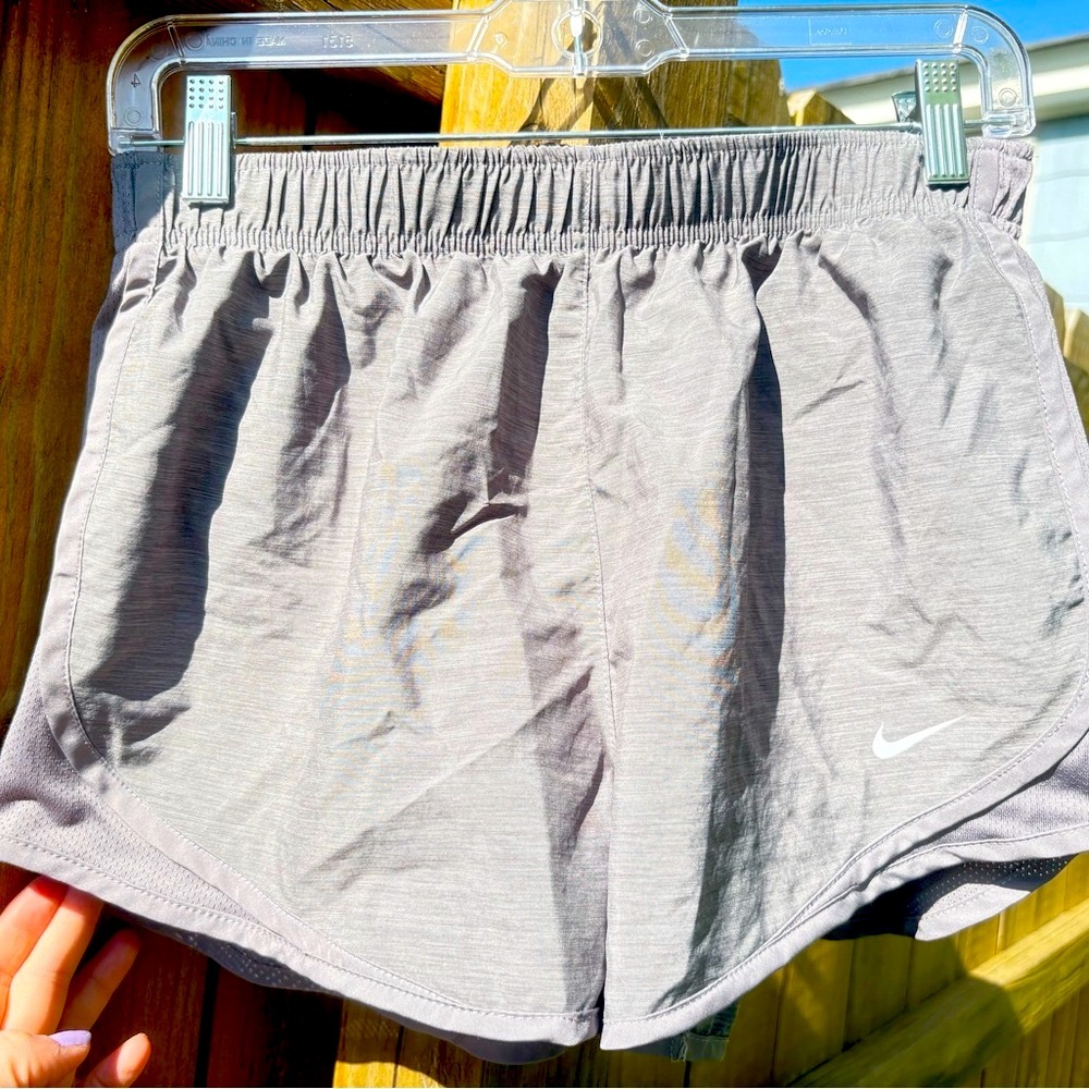 Nike Dark Gray Athletic Shorts Lightweight Elastic Waist